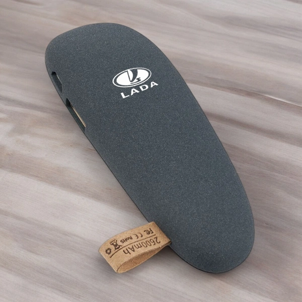 Печать на внешних аккумуляторах логотипа LADA