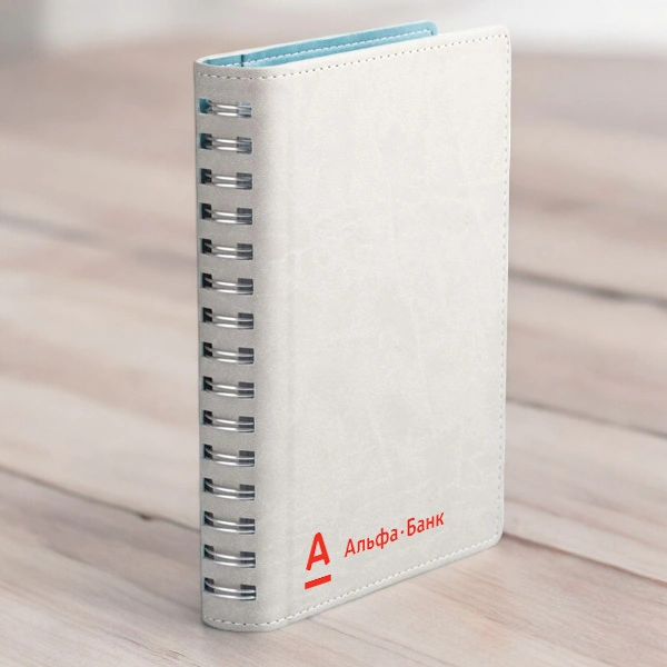 Печать логотипа Альфа банк на ежедневник