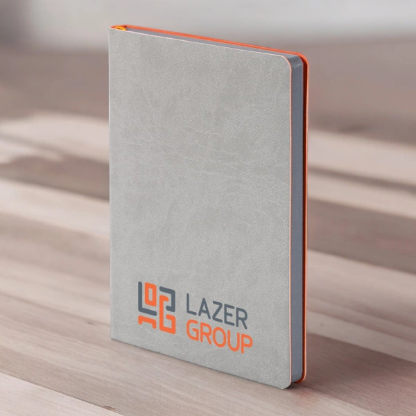 Уф-печать логотипа на ежедневник