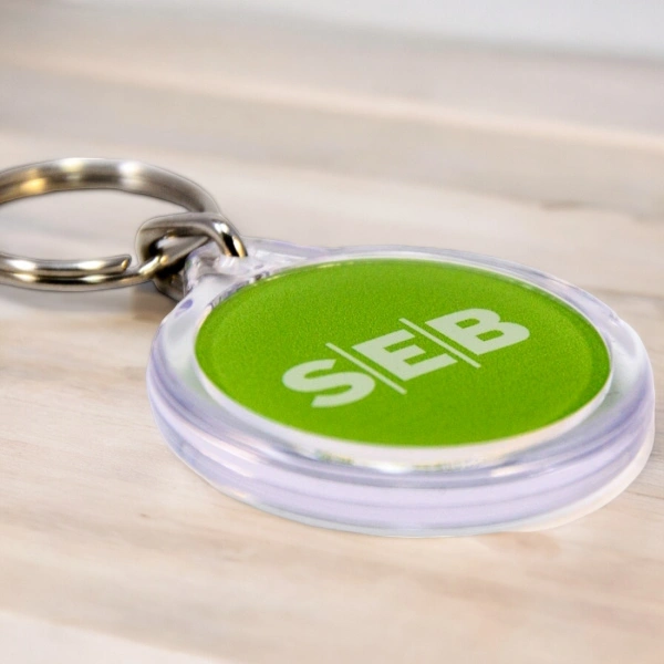 Нанесение логотипа на брелоки SEB