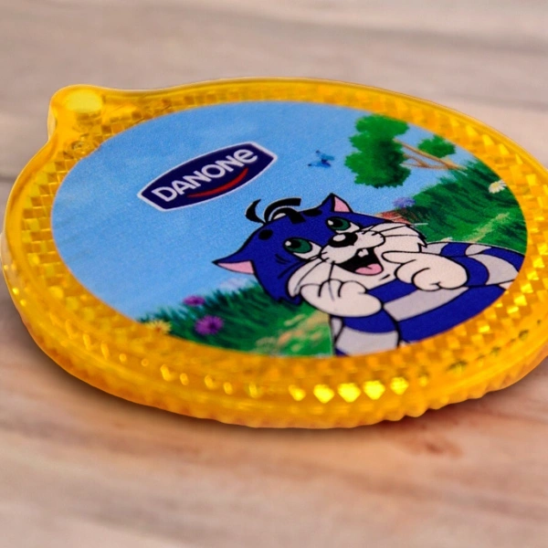 Печать на светоотражателях для Danone