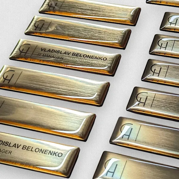 Изготовление бейджей из металла с полимерной заливкой Изготовление бейджей из металла с полимерной заливкой